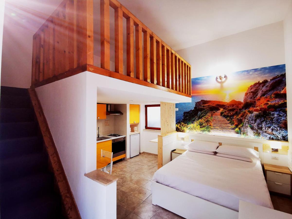 Guru House B&B Apartments Milazzo Buitenkant foto