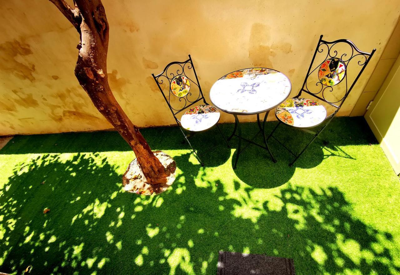 Guru House B&B Apartments Milazzo Buitenkant foto