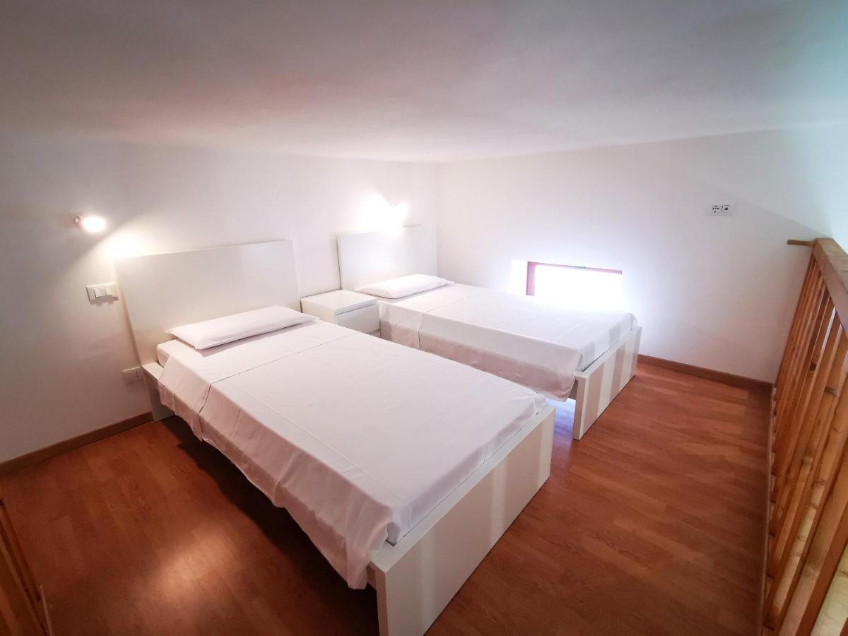 Guru House B&B Apartments Milazzo Buitenkant foto
